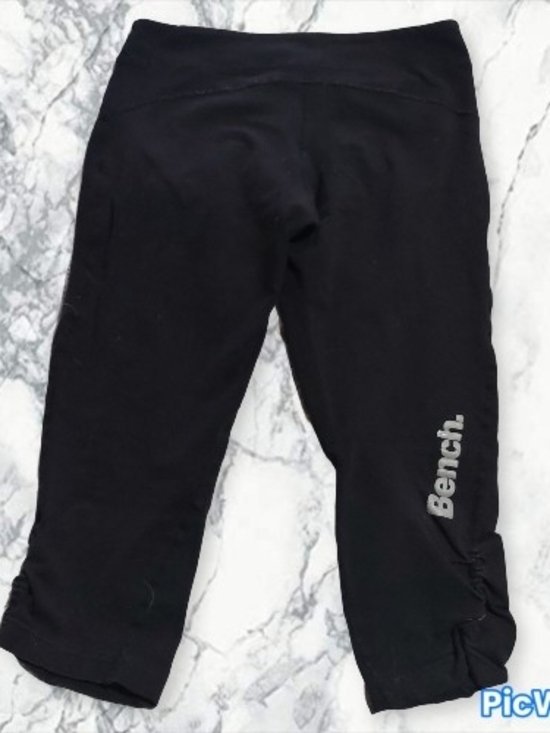 Bench Pants - Y2K Bench Black Capri Leggings with Logo On Leg & Side Scrunch